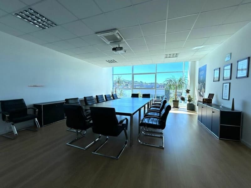 Superficie ad uso ufficio, laboratorio, magazzino, ecc. (3)