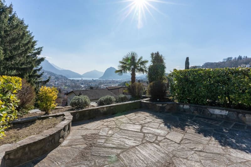 Villa élégante de style méditerranéen avec vue imprenable sur le golfe de Lugano (22)