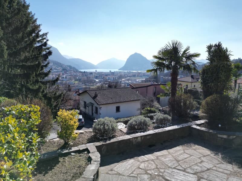Villa élégante de style méditerranéen avec vue imprenable sur le golfe de Lugano (3)