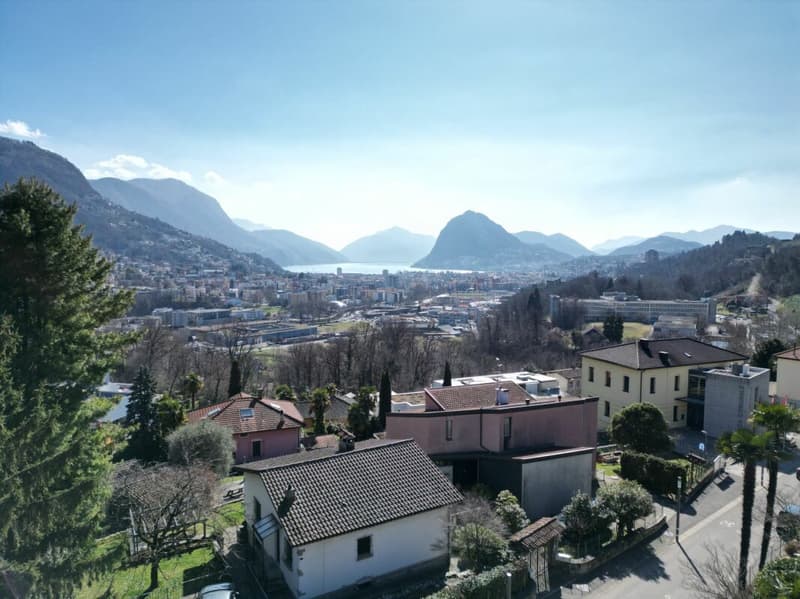 Villa élégante de style méditerranéen avec vue imprenable sur le golfe de Lugano (2)