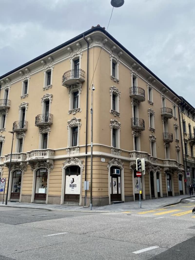 Bureau mansardé dans le centre de Lugano (5)