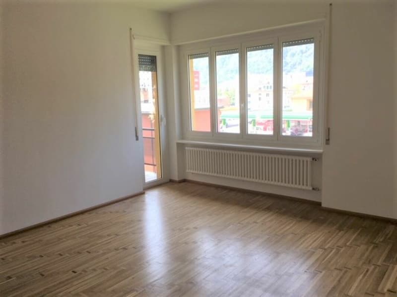 2.5 locali con balcone (2)