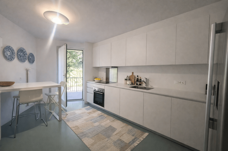 Prestigious apartmente surroundend by greenery (8)