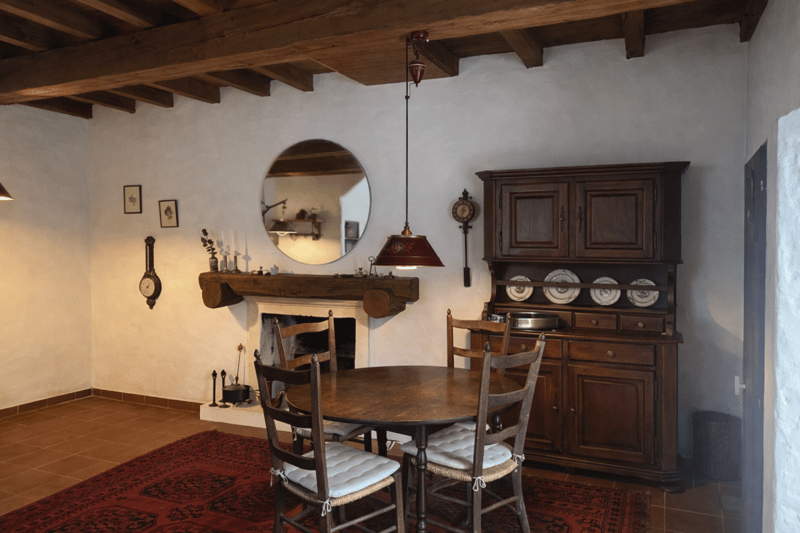 Charming antique rustic residence with shared swimming pool (5)