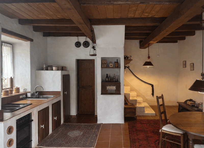 Charming antique rustic residence with shared swimming pool (4)