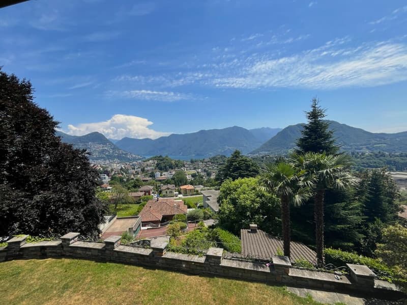 Villa with Pool in Panoramic Location (2)