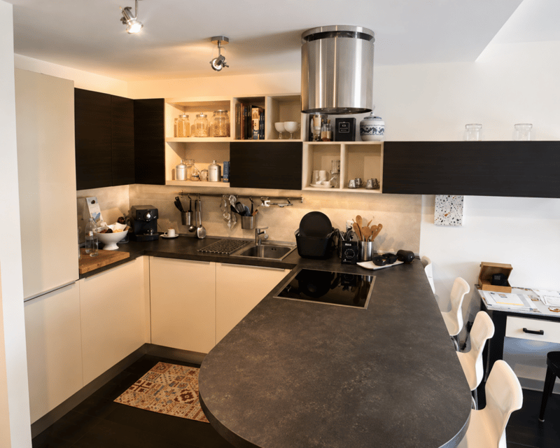 Charming 2.5-Room Apartment with Private Garden (4)