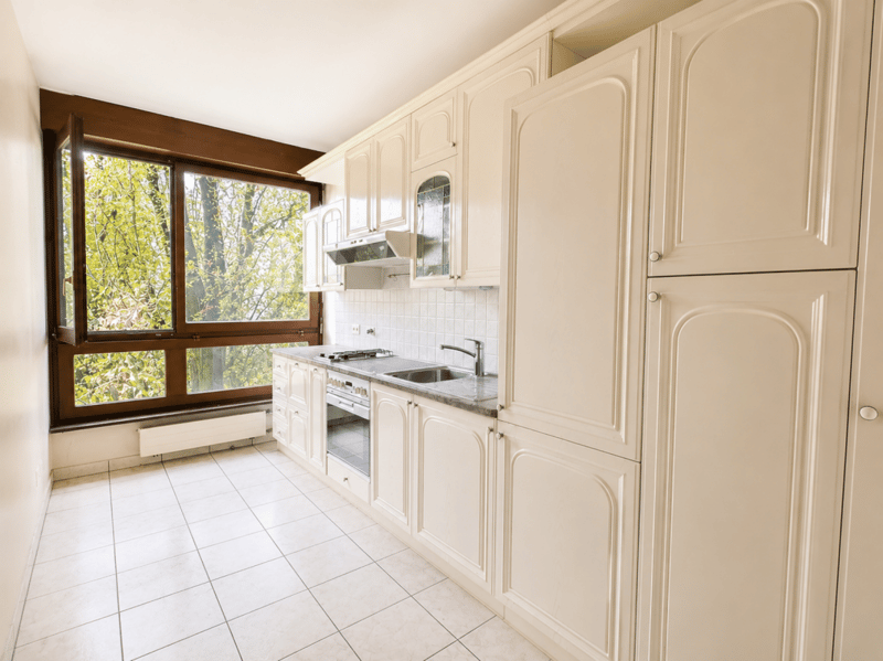 Grand appartement avec terrasse (5)