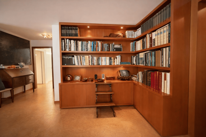 Prestigious apartmente surroundend by greenery (2)