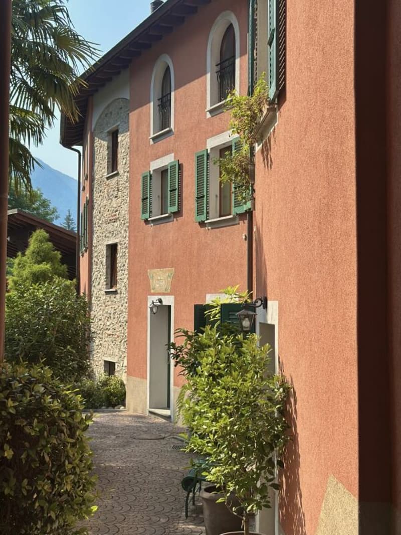 Grazioso 3.5 locali con vista lago (5)