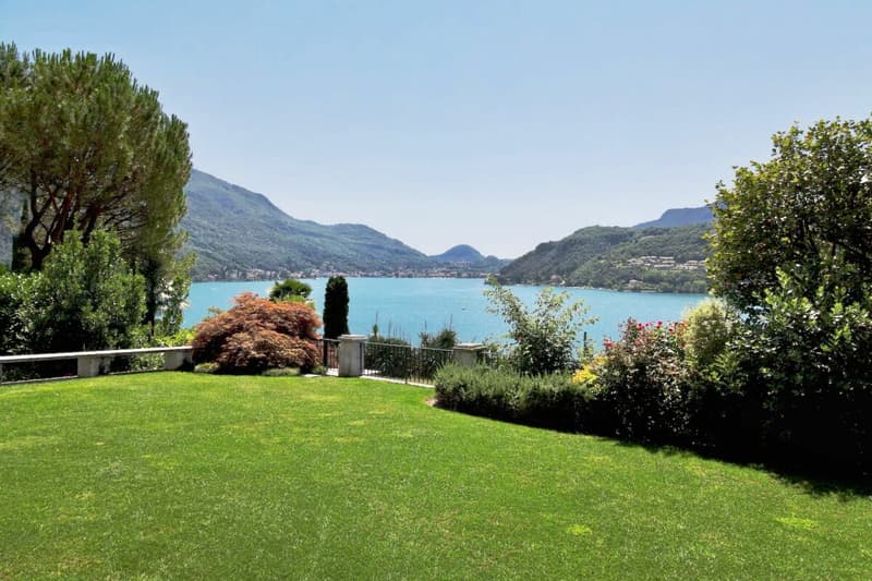 Stupenda casa unifamiliare con vista stupenda (2)