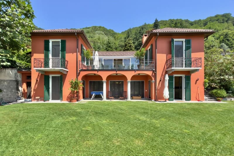 Stupenda casa unifamiliare con vista stupenda (1)