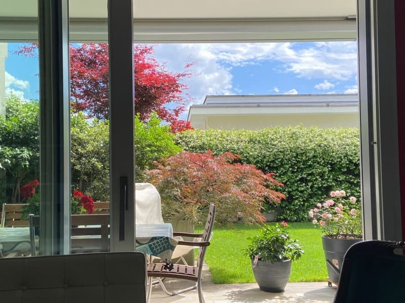 Wohnung mit 3,5 Zimmern, Garten und privatem Büro mit Heizung (6)