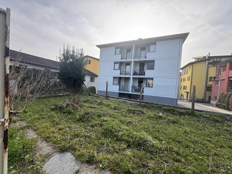 Lager mit 2 Garagen zum Verkauf (6)