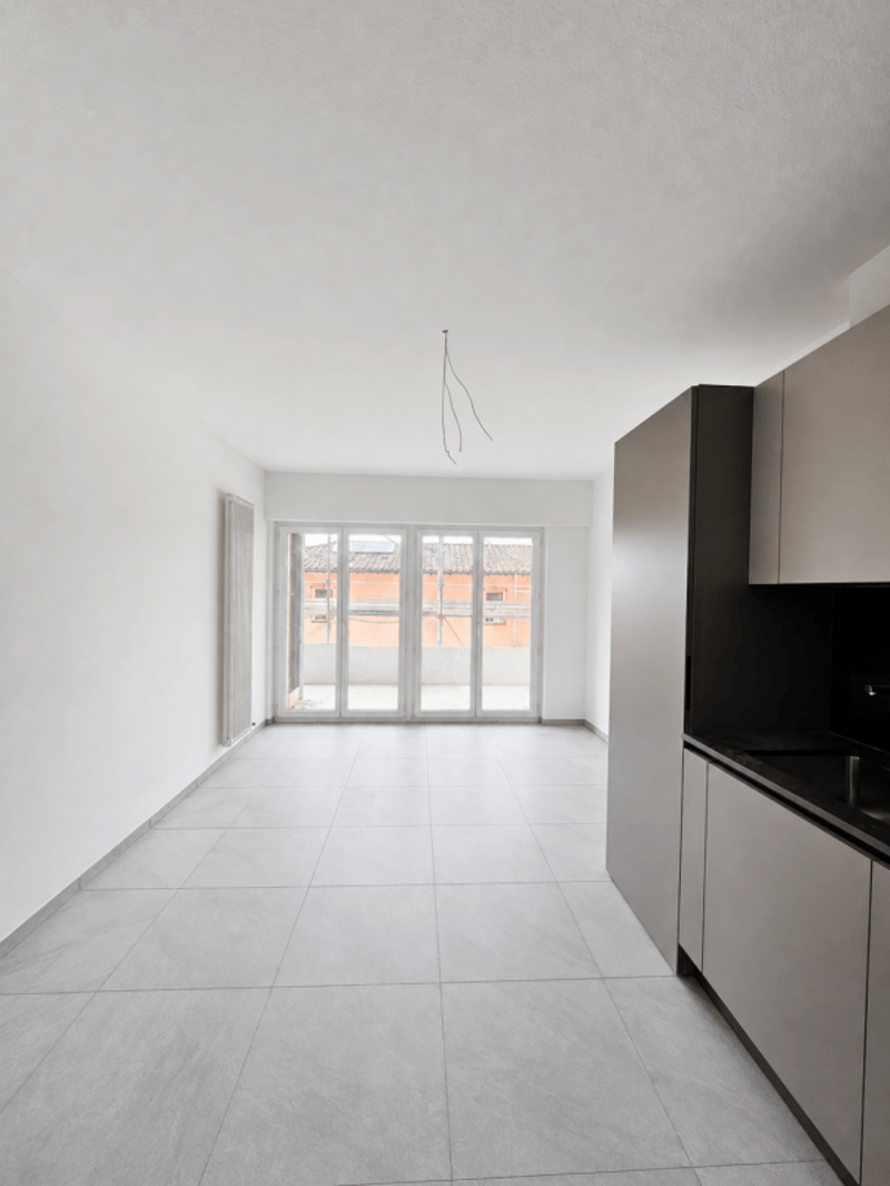 3,5 Lokale mit Balkon (2)