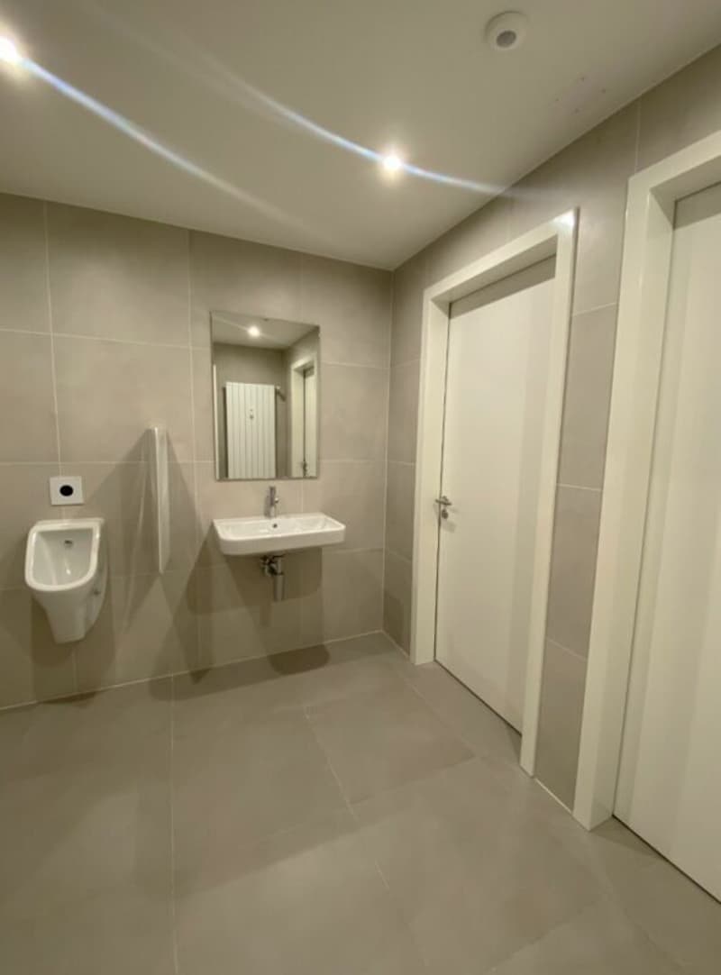 Ufficio di 8 locali in prima locazione (5)
