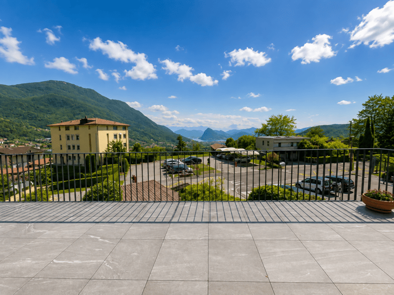 Villa unifamiliare con vista lago (1)