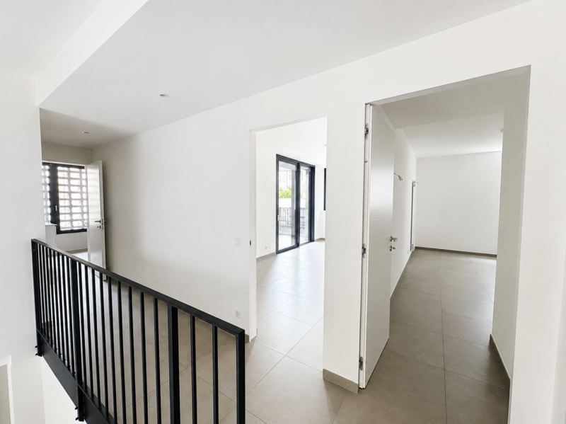 Nuovo 4.5 locali duplex con balcone (5)