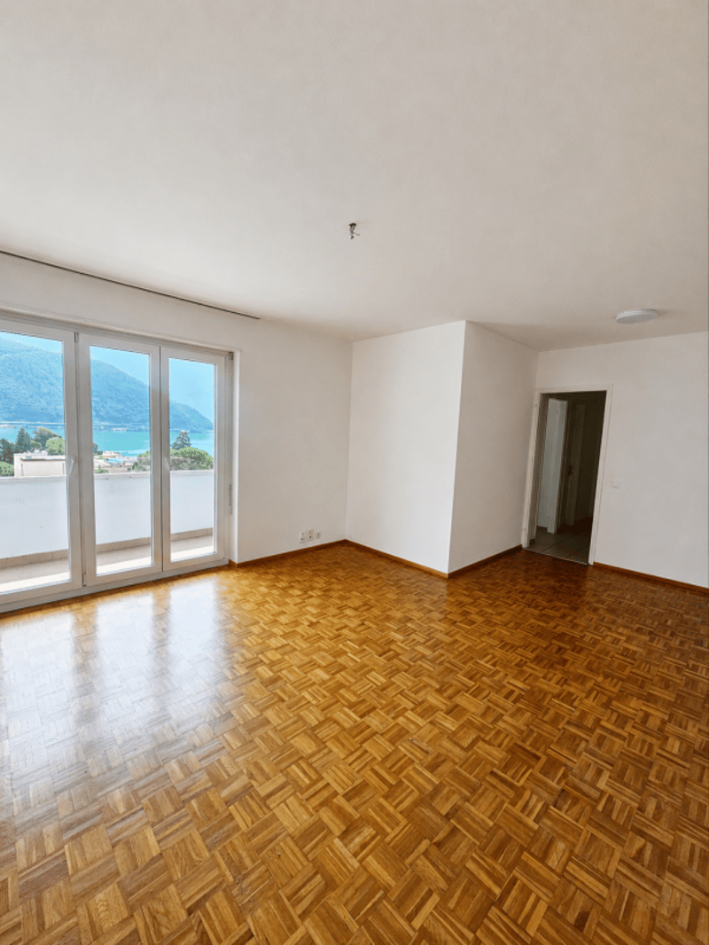 2.5 locali con vista lago (3)