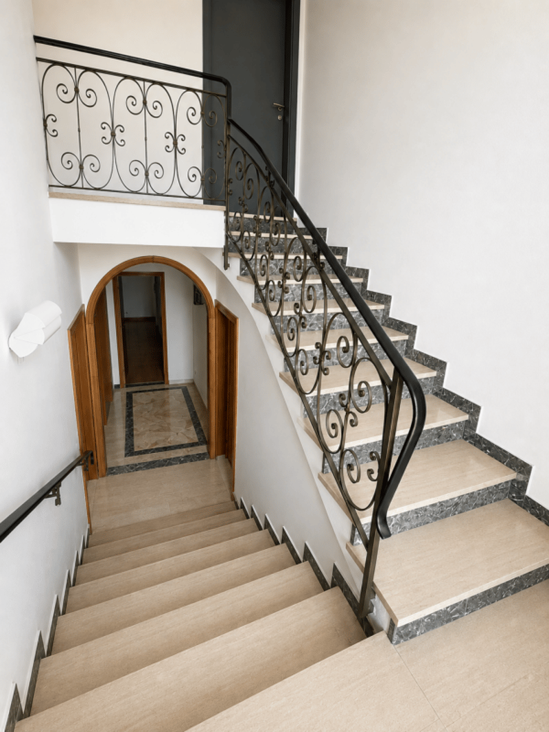 Villa con piscina e vista imprendibile (9)