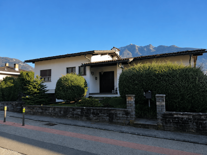 Graziosa casa unifamiliare ristrutturata con giardino privato (10)