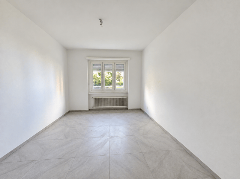 3.5 locali ristrutturati in zona residenziale (3)