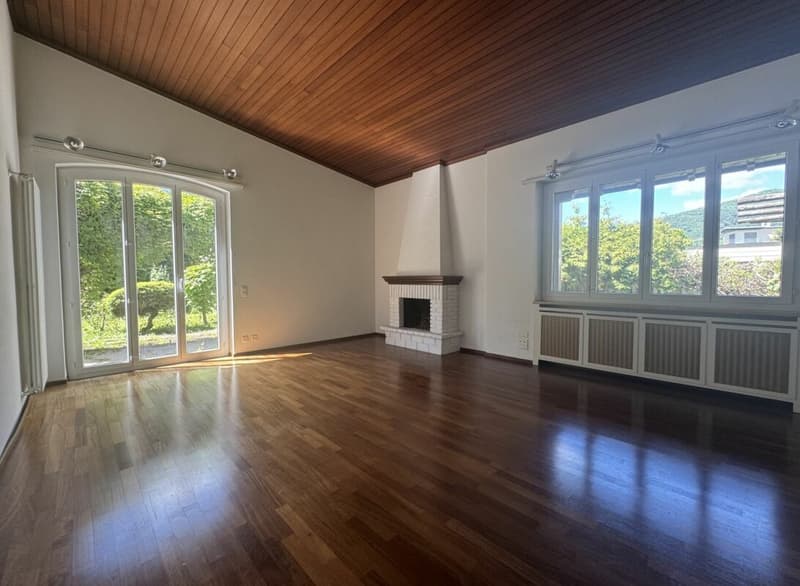 Casa unifamiliare a pochi passi dal lago (2)