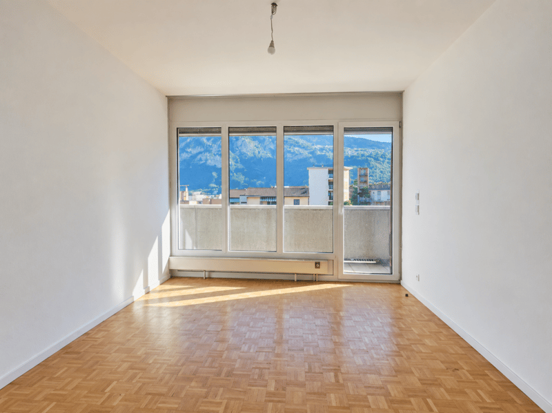 4.5 locali in zona strategica (7)