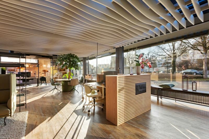 Modern commercial property in a well-frequented location (2)