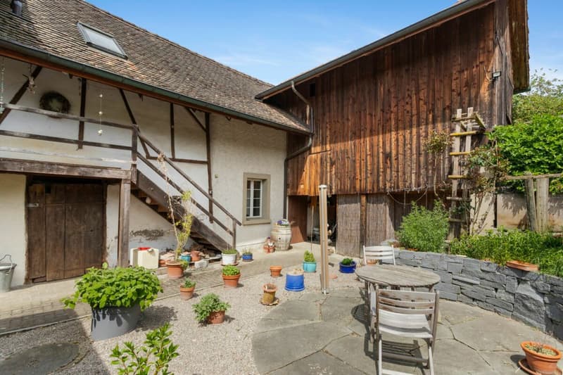 An estate with history and possibilities (14)