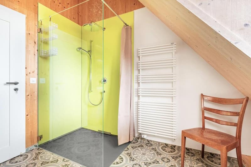 Lots of space for individual living needs (10)