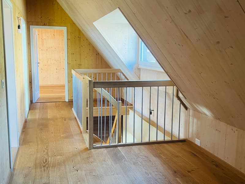 Lots of space for individual living needs (8)