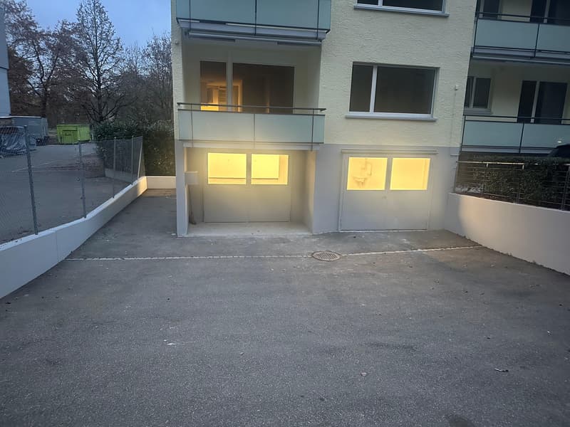Recherchez-vous un grand espace pour une entreprise calme ? Nous avons l'espace qu'il vous faut ! (2)