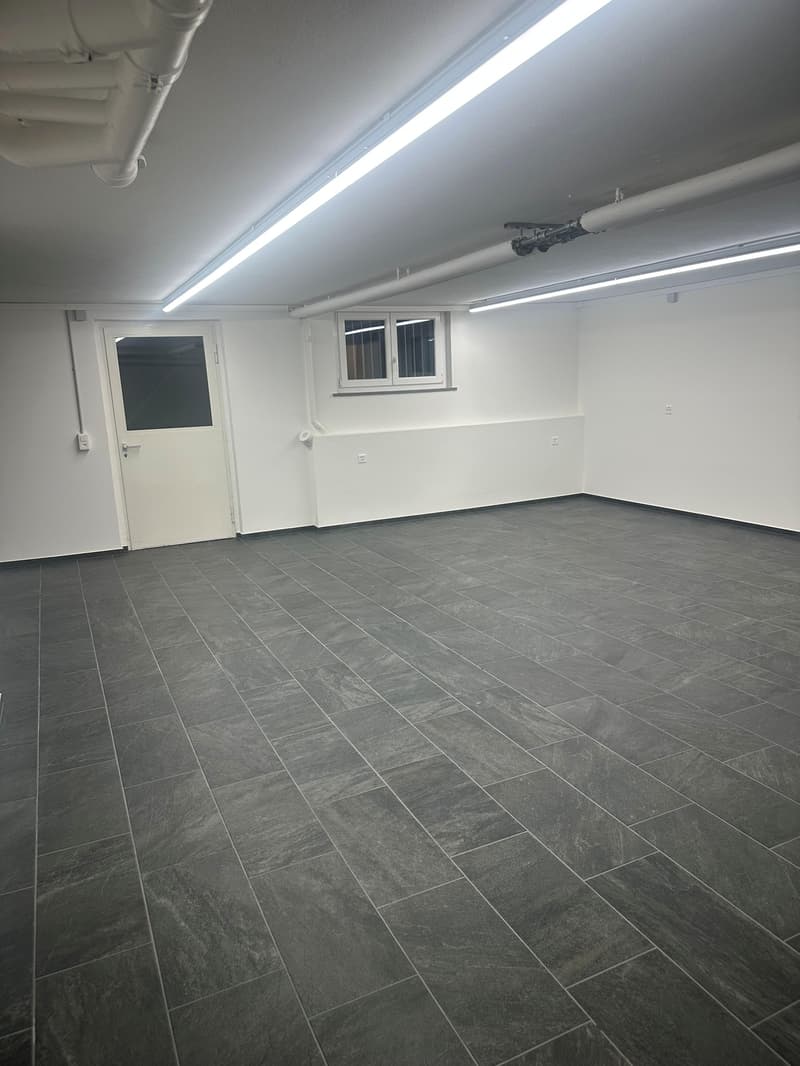 Recherchez-vous un grand espace pour une entreprise calme ? Nous avons l'espace qu'il vous faut ! (5)