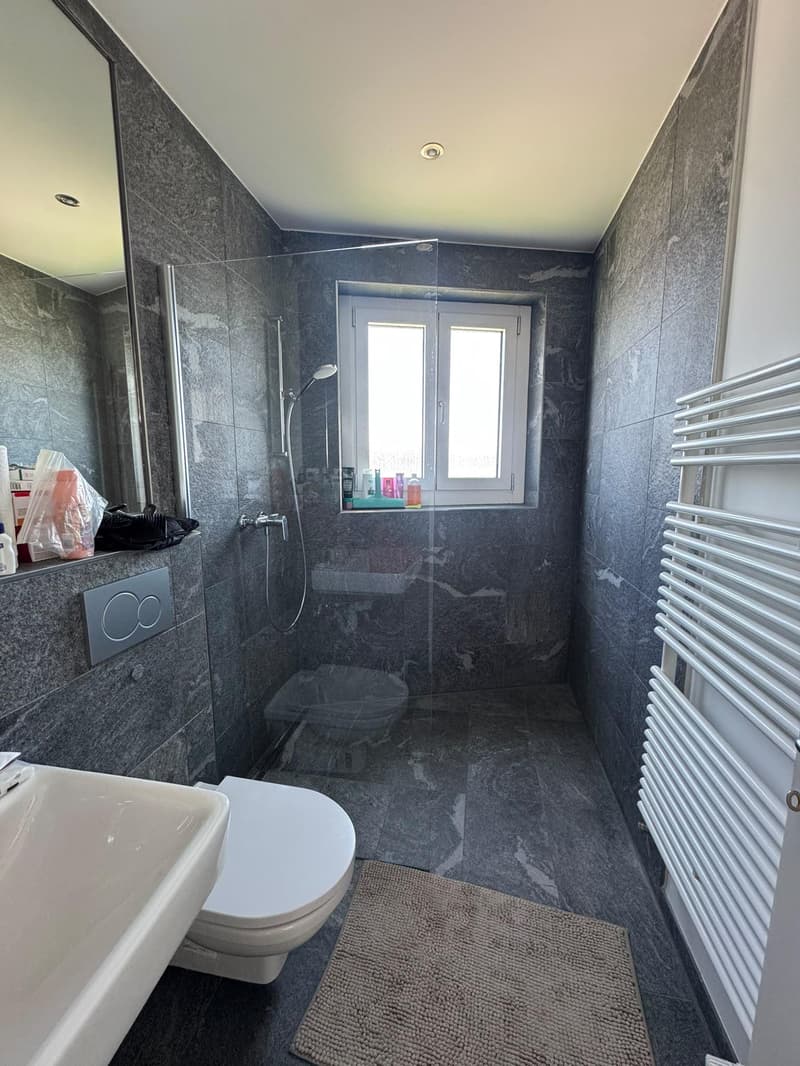 Appartement 2.5 pièces à Kilchberg ZH avec vue imprenable sur le lac (5)