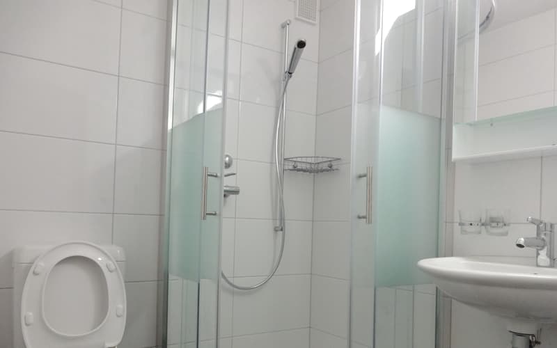 Bad mit Dusche