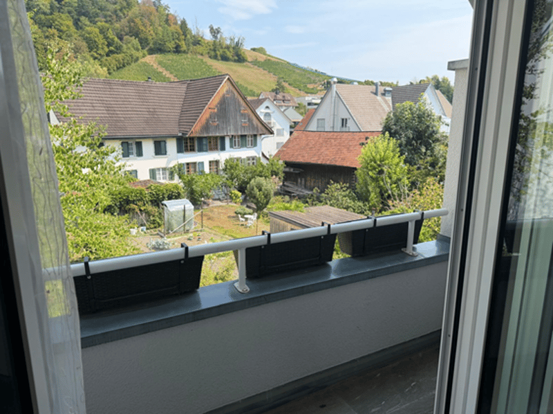 Grosszügige 4-.5 Zimmer-Dachwohnung zur Miete in Stäfa (6)