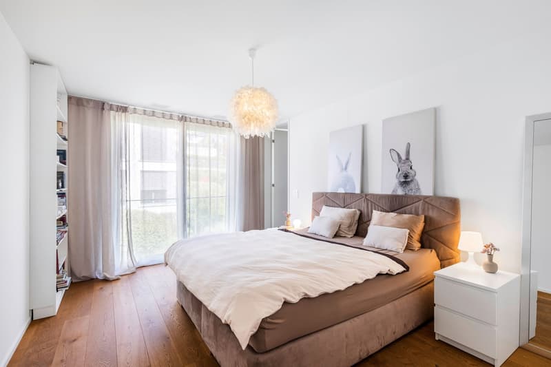 Sonnige 3.5-Zimmer-Wohnung mit unverbaubarer Weitsicht und überdachter Loggia in Uitikon (5)
