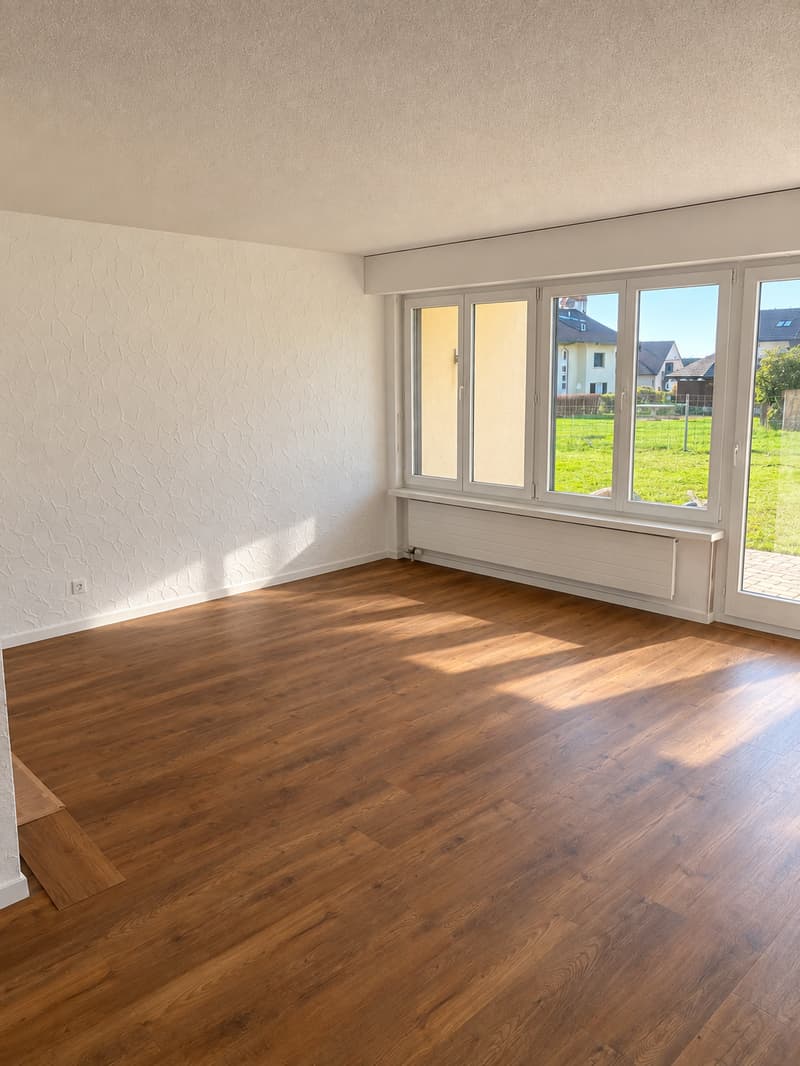 Gemütliche 1-Zimmer-Wohnung mit Sitzplatz inkl. Parkplatz (3)