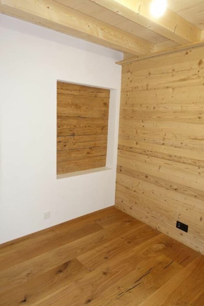 Das weitere Schlafzimmer mit Einbauschrank