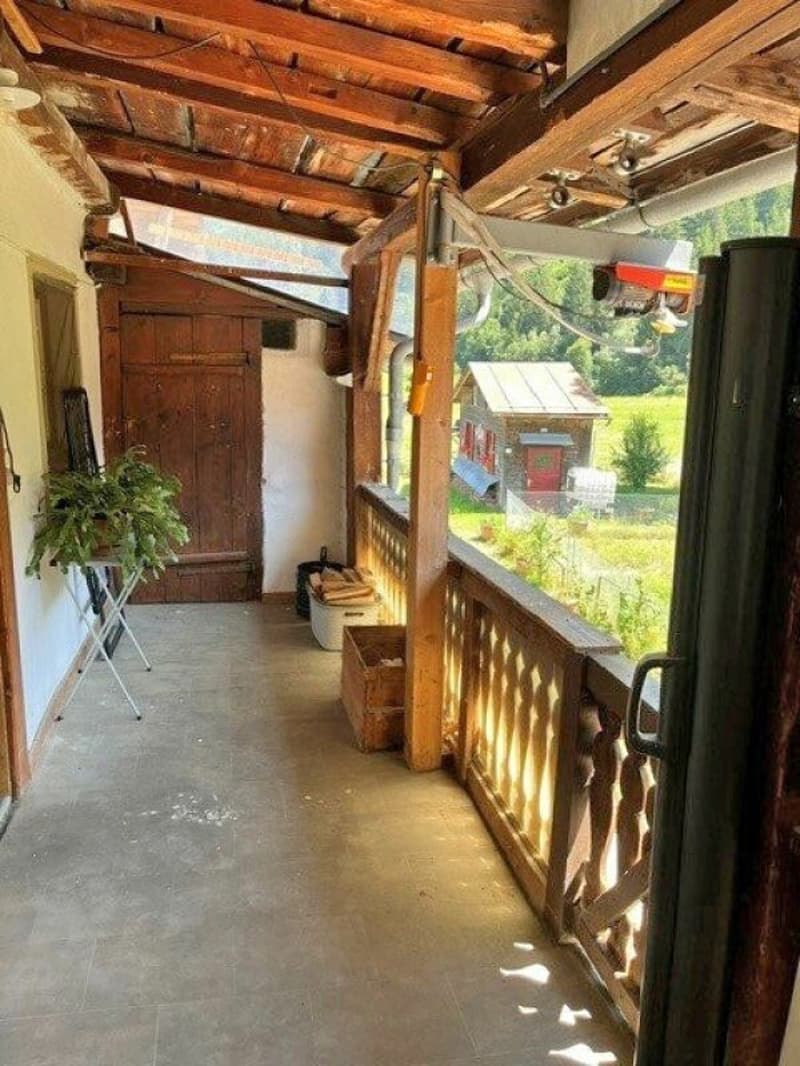 Der gedeckte Balkon