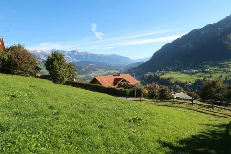 Baugrundstück in Luven als Festwohnsitz (1)