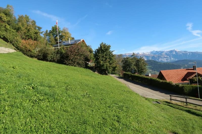 Baugrundstück in Luven als Festwohnsitz (3)