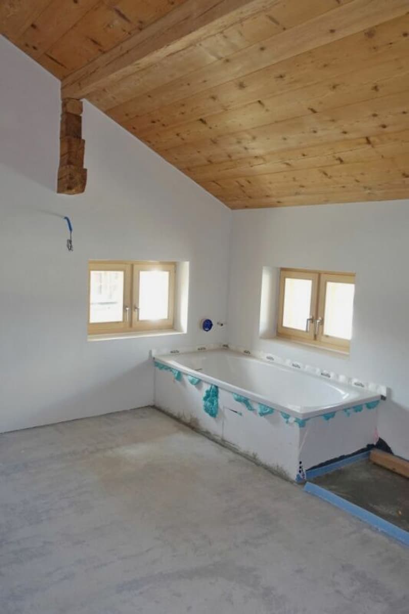 Die Nasszelle in der 7½-Zimmer-Wohnung im Haupthaus