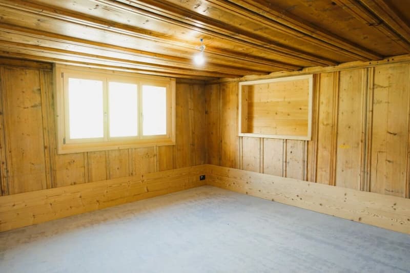 Das Wohnzimmer in der 7½-Zimmer-Wohnung im Haupthaus