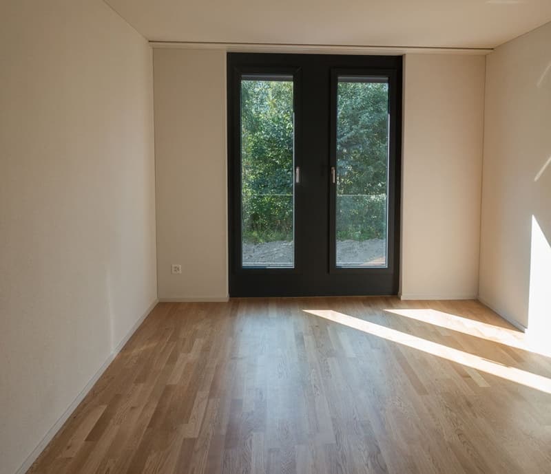 Appartamento luminoso 4.5 locali a Glarus Nord – moderno, tranquillo e familiare (4)