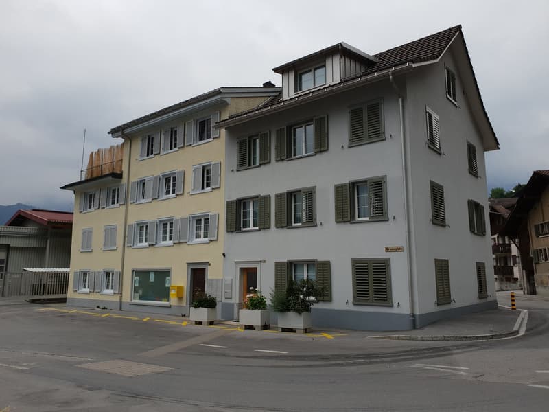 kleine, gemütliche 2-Zimmerwohnung zu vermieten im Zentrum von Ennenda (1)