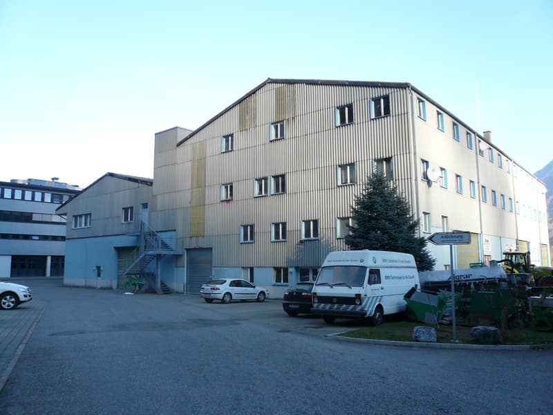 Lager- und Freizeitraum in Gewerbehalle zu vermieten (1)