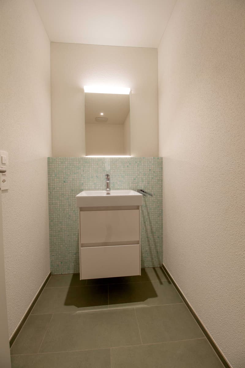 Neubau-Erstvermietung | Moderne 2.5 Zimmerwohnung mit Gartensitzplatz (6)