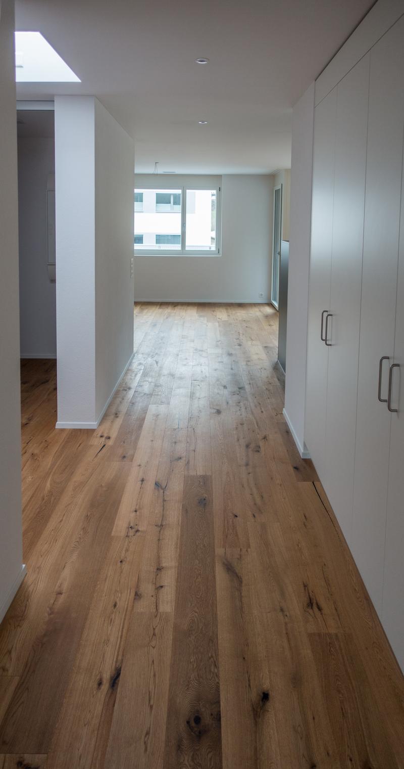 Moderne 3.5-Zimmer-Wohnung im 4. Obergeschoss mit grosszügigem Balkon (6)